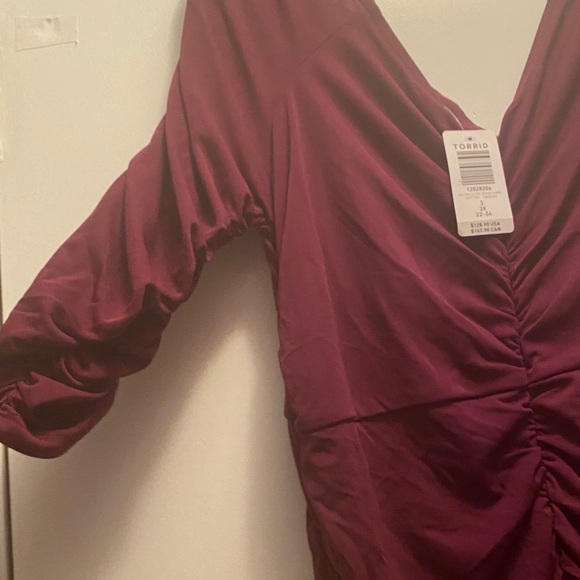 BRAND NEW TORRID off the shoulder gown - Picture 5 of 7